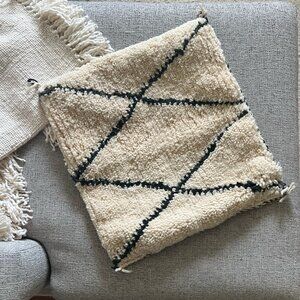 Vintage wool moroccan pillow cover